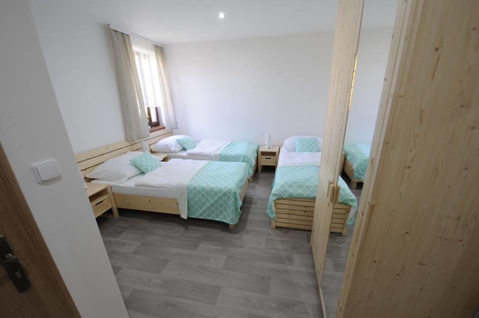 לדניצה Apartmany Na Kolonade מראה חיצוני תמונה